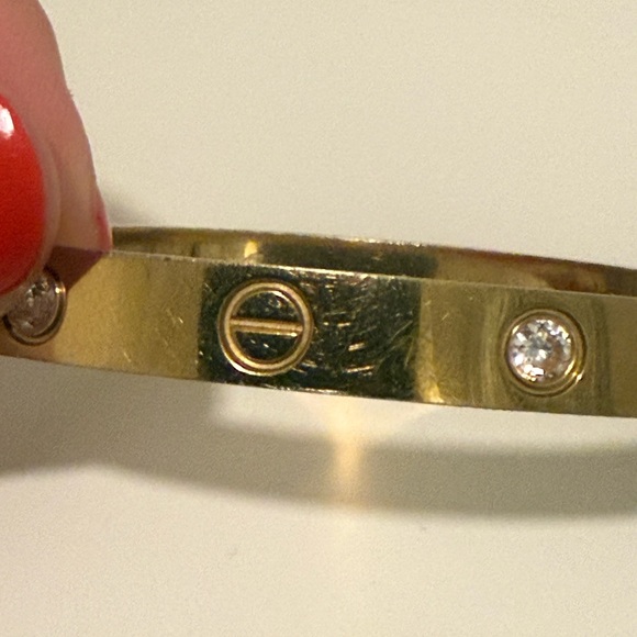 Gold Love bracelet - Picture 4 of 5